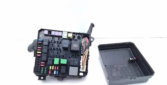 Mitsubishi Outlander Fuse box set PR07400000