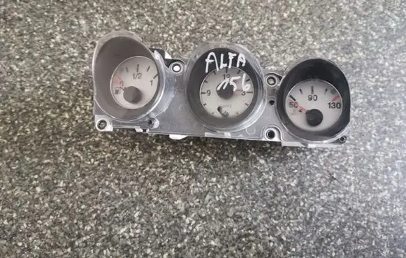 Speedometer (instrument cluster)