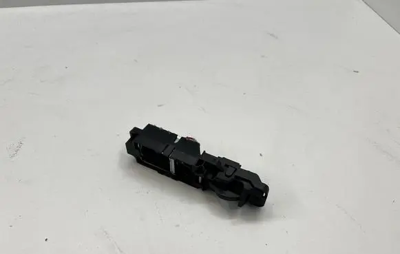 Jaguar XF X250 Glove box lock 8X2306002AA