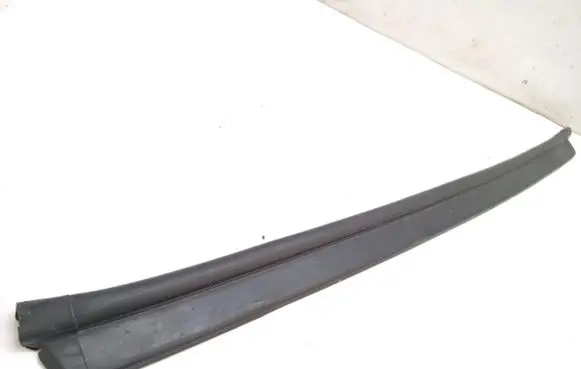 BMW 7 F01 F02 F03 F04 Engine compartment rubber 