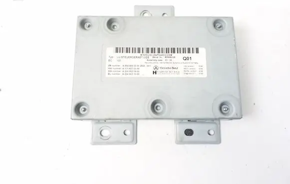 Mercedes-Benz R W251 Head unit multimedia control A2049000300