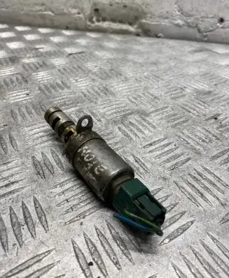 Nissan Note (E11) Camshaft vanos timing valve 