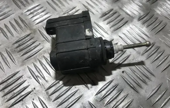 Fiat Punto (176) Headlight level adjustment motor 00437527 004375-27