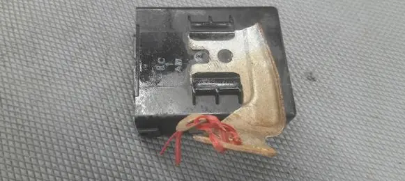 Toyota RAV 4 (XA10) Air conditioner control unit module 88650-42130