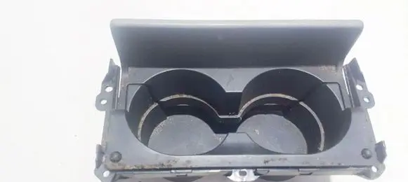 Mazda 6 Cup holder gj6a64361