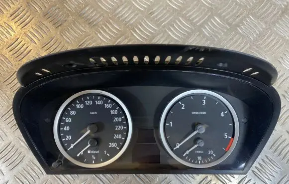BMW 5 E60 E61 Speedometer (instrument cluster) 62116983153 6983153 110080213