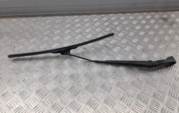 Chevrolet Camaro Front wiper blade arm 2572
