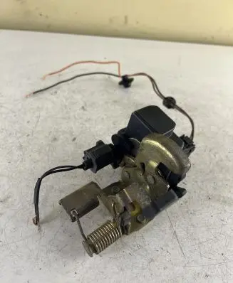 Jeep Grand Cherokee (WK) Tailgate window lock/catch/latch 
