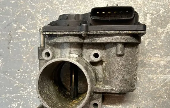 Mazda 6 Throttle valve RF7J136B0C