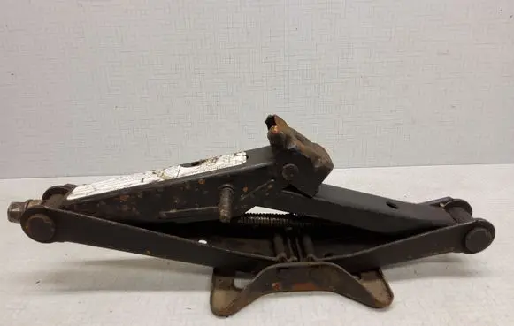 Chrysler Voyager Lift Jack 