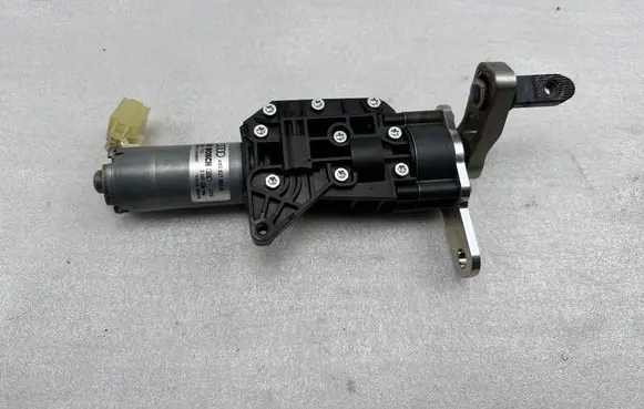 Audi Q7 4M Tailgate/trunk/boot hinge 4M0827852A 4M0827852