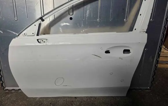 Mercedes-Benz A W177 Front door 