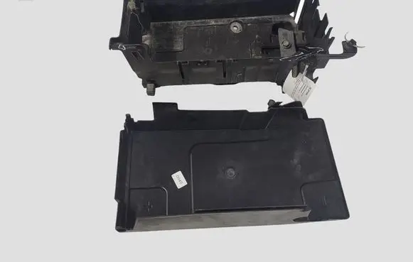 Opel Insignia A Battery box tray ASM22818747 312632764 13330946