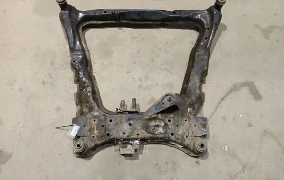 Nissan Qashqai Front subframe 