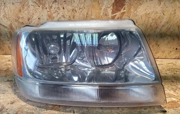 Jeep Grand Cherokee (WJ) Headlight/headlamp