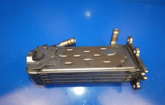 Mercedes-Benz ML AMG W166 EGR valve cooler A6511400675 0561401166