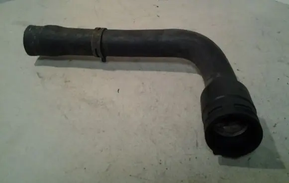 Audi A4 S4 B5 8D Engine coolant pipe/hose 8D0121101K