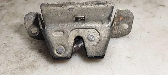 Toyota Aygo AB10 Tailgate/trunk/boot lock/catch/latch 693500H010 0727