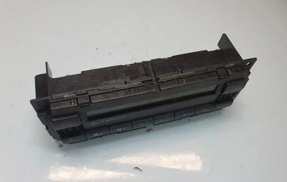 Volkswagen PASSAT B5.5 Climate control unit 5HB00813901 3B2907044C
