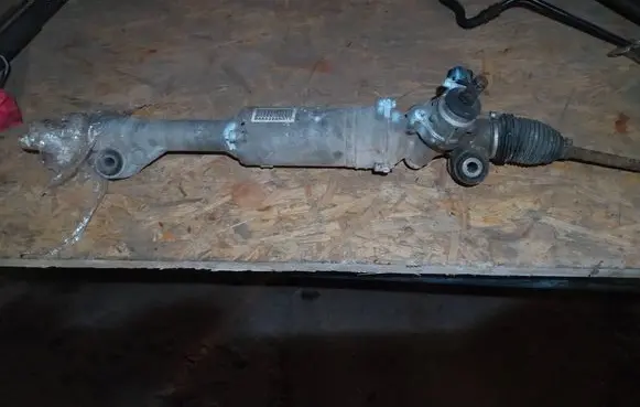 Lexus IS-F Steering rack B8A33295Q11