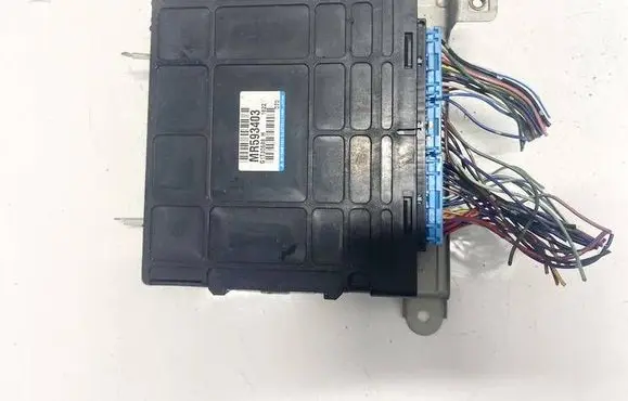 Mitsubishi Pajero Other control units/modules mr593403 g1t30588