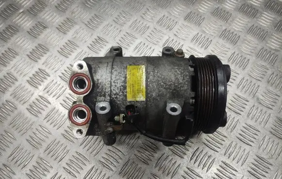Ford Focus Air conditioning (A/C) compressor (pump) 3M5H19D629KD