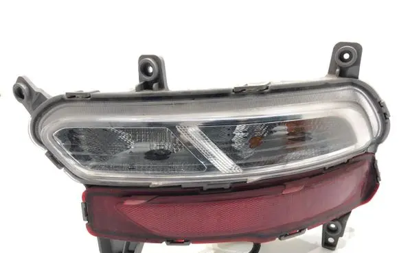 KIA Sportage Rear bumper light 