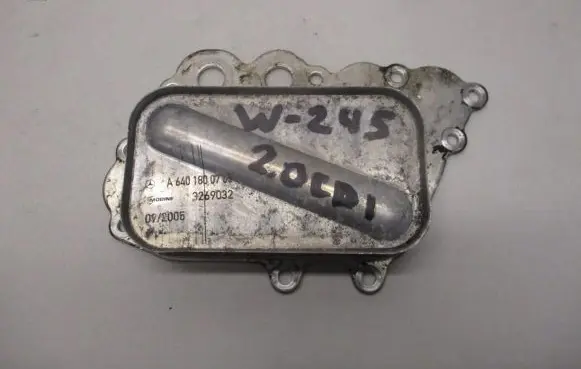 Mercedes-Benz B W245 Engine oil radiator A2781880401