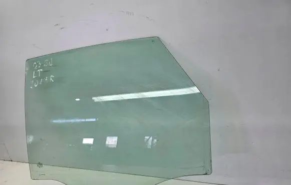 Audi Q3 8U Sliding door window/glass 8U0LT2013R