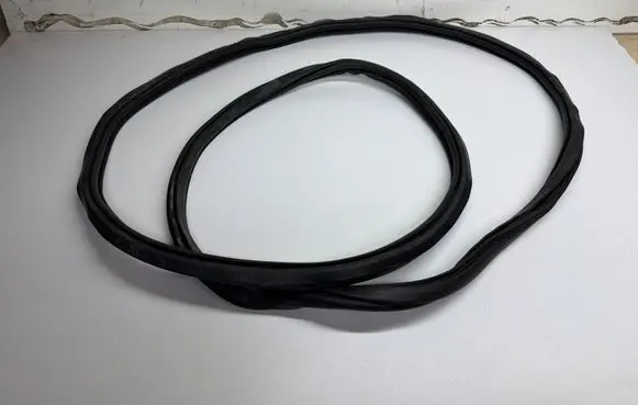Audi A6 S6 C8 4K Front door rubber seal 4K0831721