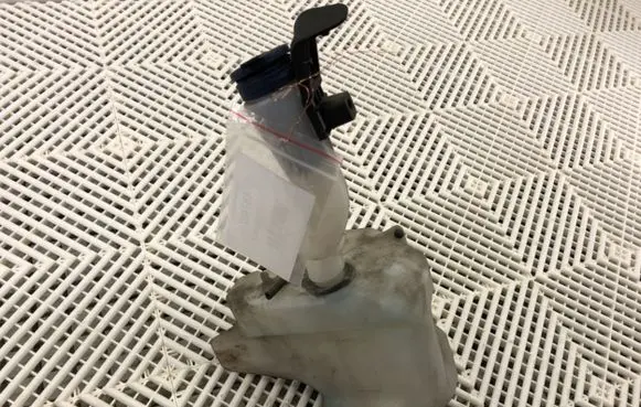 Fiat Punto (199) Windshield washer fluid reservoir/tank