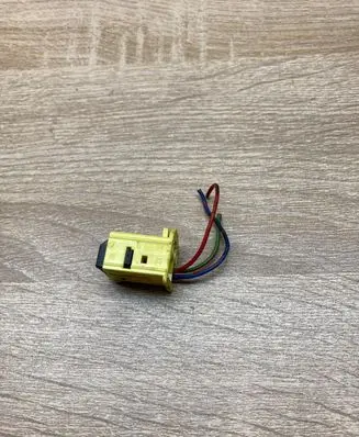 BMW 5 E60 E61 Plug wire 8382040