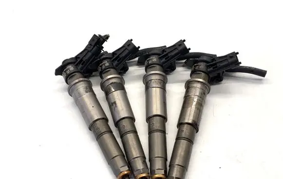 Nissan Qashqai Fuel injectors set 0445115007