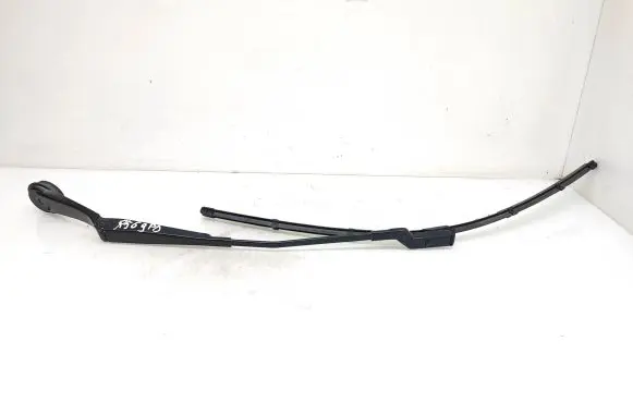 Ford Focus Front wiper blade arm BM5117526BB