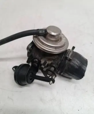 Skoda Octavia Mk1 (1U) EGR valve 038131501E