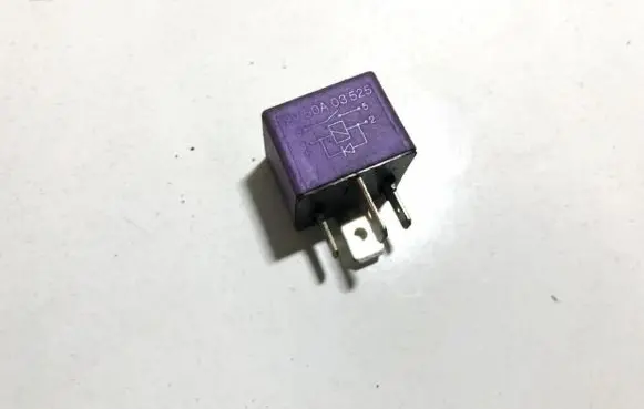 Renault Megane I Other relay 03525