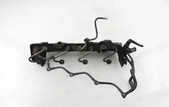 Renault Espace - Grand espace IV Fuel main line pipe 8200330912 0281002720 0445214065