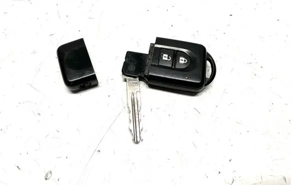 Nissan Qashqai Ignition key/card 