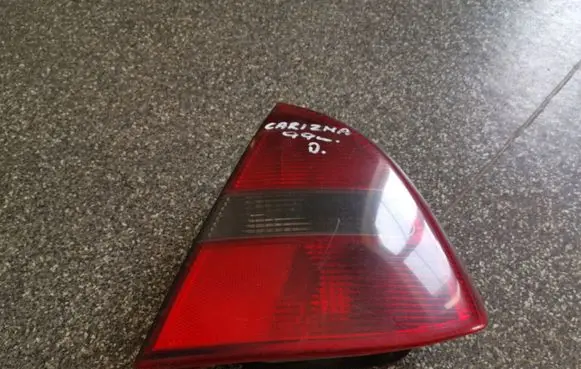 Mitsubishi Carisma Rear/tail lights