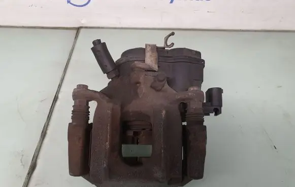 BMW X3 F25 Rear brake caliper 6791017 34216791017