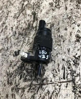 Audi A4 S4 B9 Windscreen/windshield washer pump 8k9955647