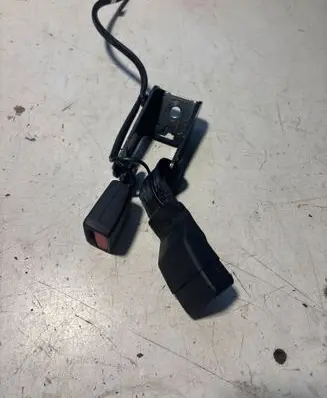 Opel Astra L Rear seatbelt buckle 647866800B