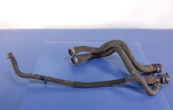 Volkswagen Touran II Engine coolant pipe/hose 2K0122447F