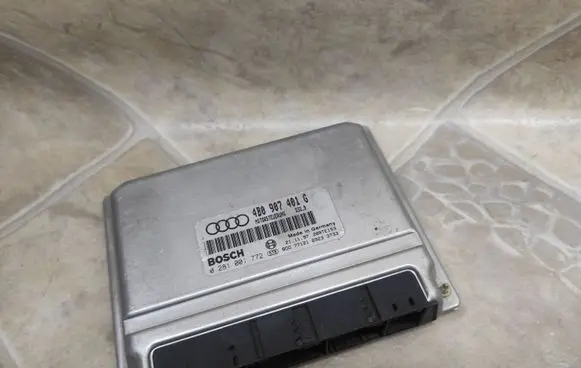Audi A6 S6 C5 4B Engine control unit/module 4B0907401G 0281001772