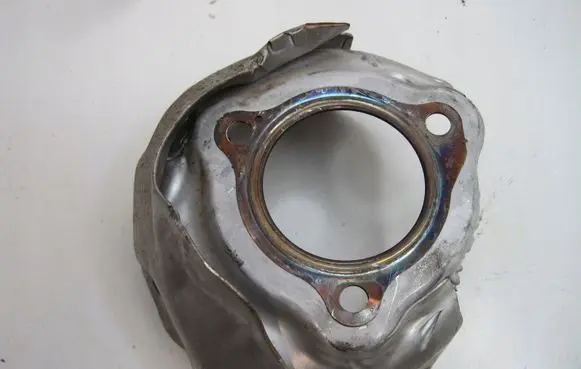 Nissan X-Trail T32 Exhaust heat shield 144504493R