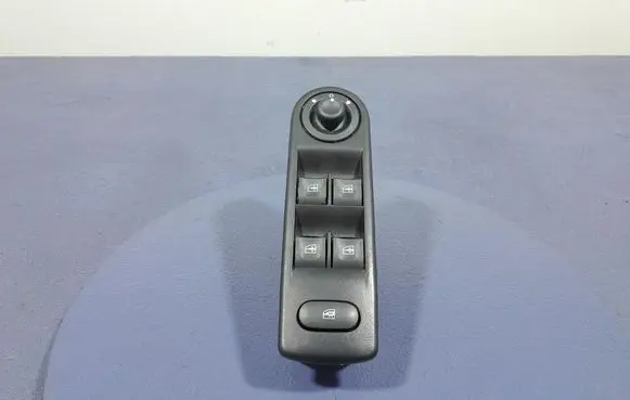 Renault Captur Electric window control switch 254113300R