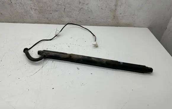 BMW X6 M Tailgate/trunk strut/damper