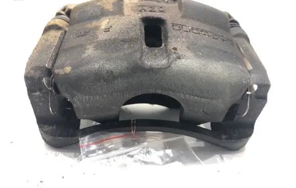 Nissan Qashqai Front brake caliper