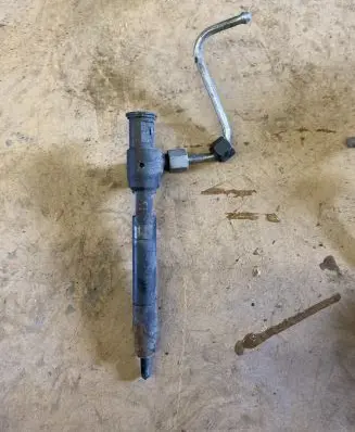 Peugeot 508 Fuel injector