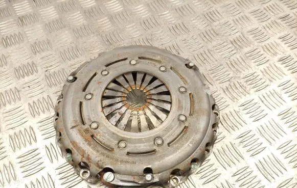 Citroen C4 III e-C4 Pressure plate 9613700880